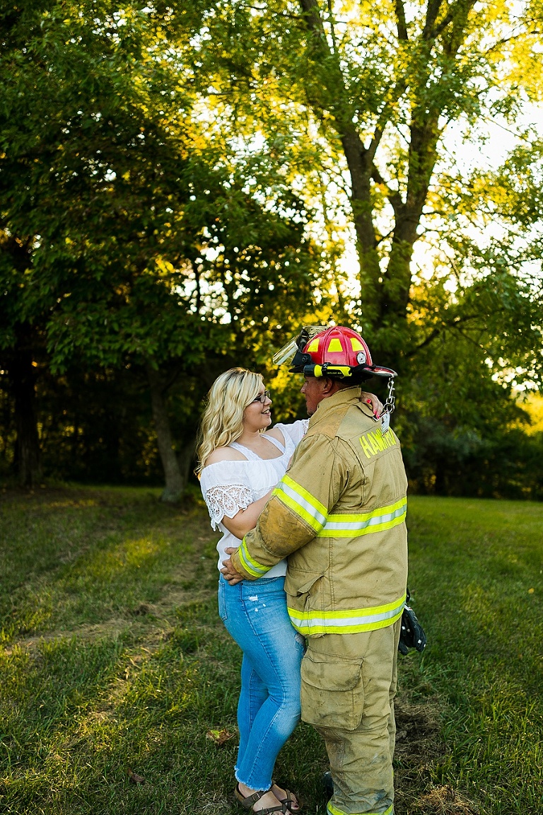 St Charles Couples Session Photographer Rebecca Chapman Photography Outdoor Farm Warrenton Missouri Firefighter Fireman