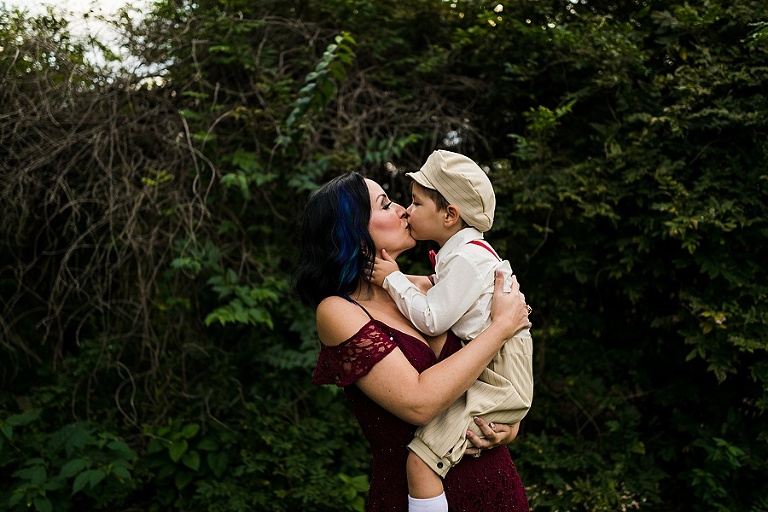 Cedar Lake Family Session St Charles Family Photographer Rebecca Chapman Photography Outdoor Fall Winery Cellars