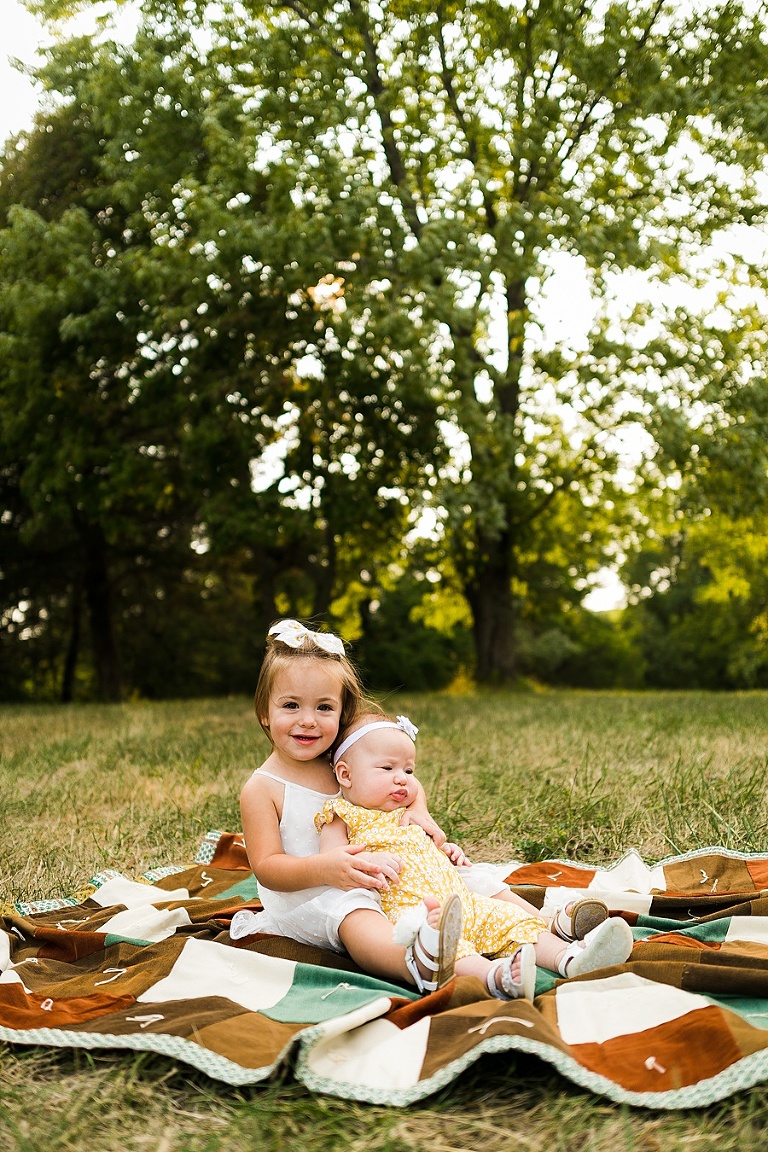 Outdoor Family Session St Charles Family Photographer Rebecca Chapman Photography Outdoor Fall Warrenton Missouri MO Family of Four small children