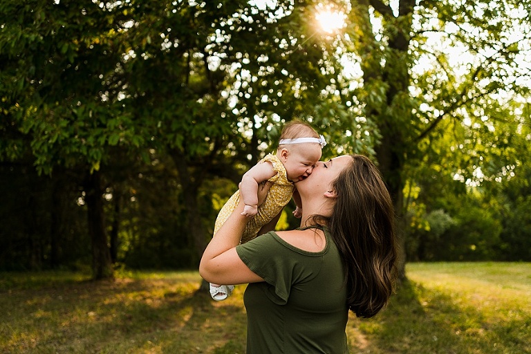 Outdoor Family Session St Charles Family Photographer Rebecca Chapman Photography Outdoor Fall Warrenton Missouri MO Family of Four small children