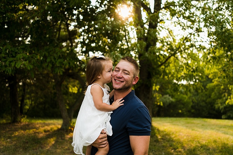 Outdoor Family Session St Charles Family Photographer Rebecca Chapman Photography Outdoor Fall Warrenton Missouri MO Family of Four small children