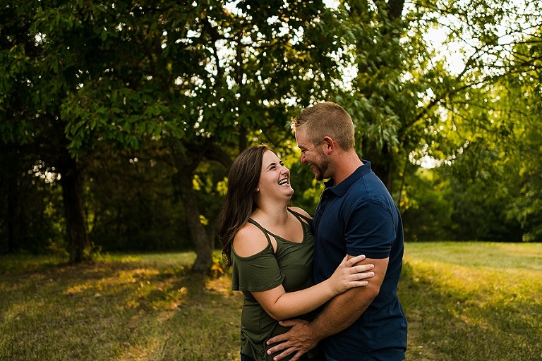 Outdoor Family Session St Charles Family Photographer Rebecca Chapman Photography Outdoor Fall Warrenton Missouri MO Family of Four small children