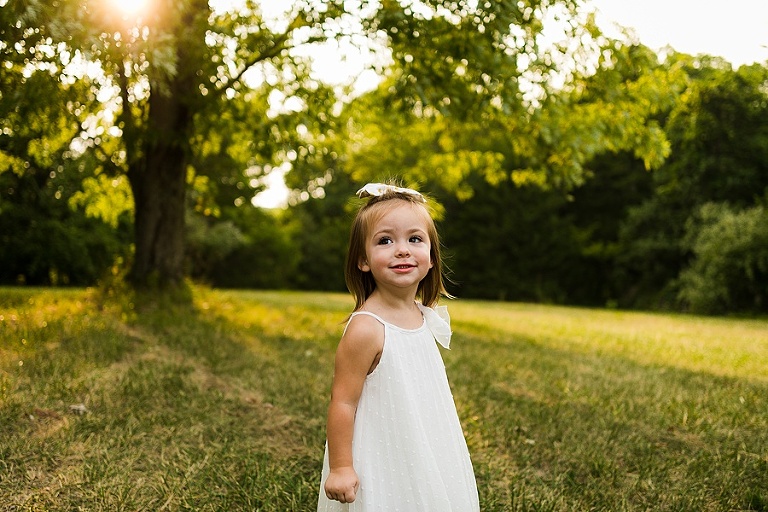 Warrenton-Family-Photographer-Outdoor-Family-Farm-38237_WEB.jpg