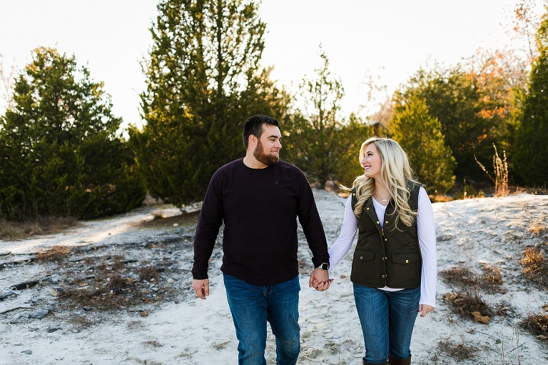 Klondike Park Augusta Mo Missouri St Charles Engagement Photographer Rebecca Chapman Photography Warrenton Outdoor Fall Couples Poses