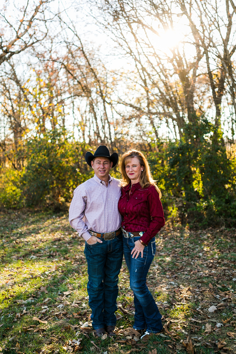 St Charles Family Photographer, Rebecca Chapman Photography, Warrenton Missouri, Farm, Horses, Country session, Outdoors, Fall