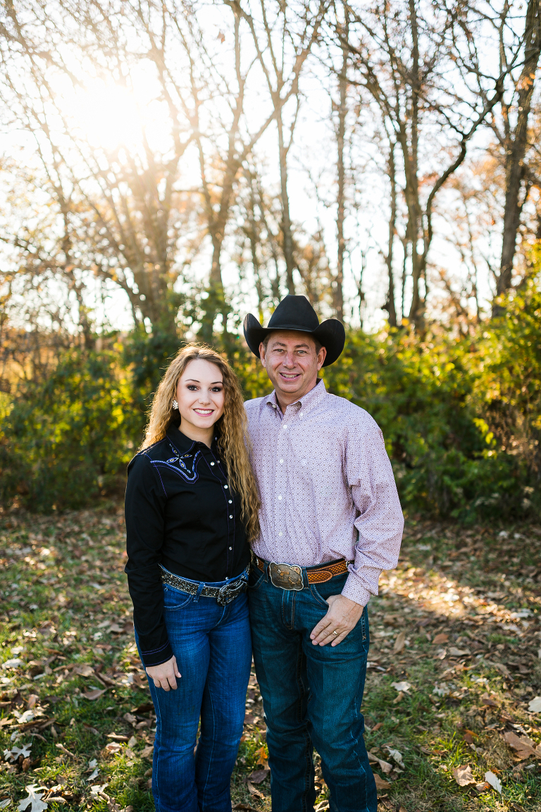 St Charles Family Photographer, Rebecca Chapman Photography, Warrenton Missouri, Farm, Horses, Country session, Outdoors, Fall