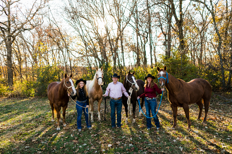 St Charles Family Photographer, Rebecca Chapman Photography, Warrenton Missouri, Farm, Horses, Country session, Outdoors, Fall