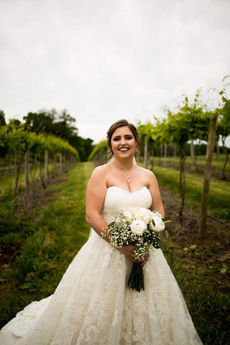 Noboleis Vineyards Wedding | Noboleis vineyards | Noboleis Winery | Augusta Missouri Winery | Winery Wedding | Noboleis Vineyards Wedding Photographer | Winery Photographer | St Charles Wedding Photographer | Warrenton Missouri Wedding Photographer | Rustic Wedding | Country Wedding |