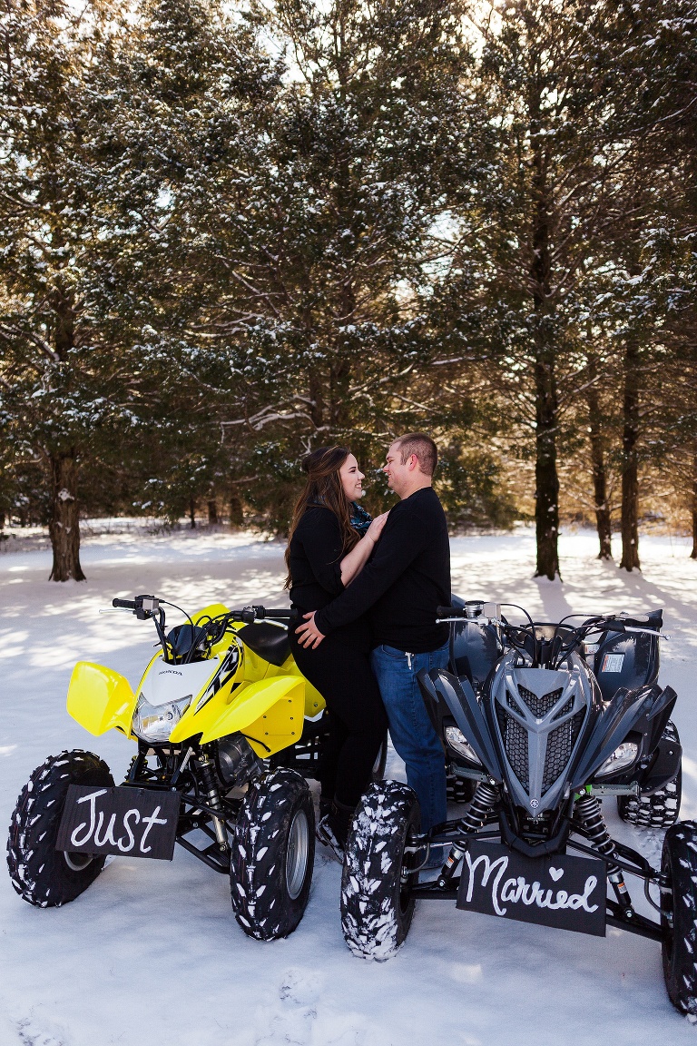 St Charles Wedding Photographer | Warrenton Missouri Wedding Photographer | Home Wedding | Small Intimate Wedding | We Eloped | Warrenton Missouri Wedding | 