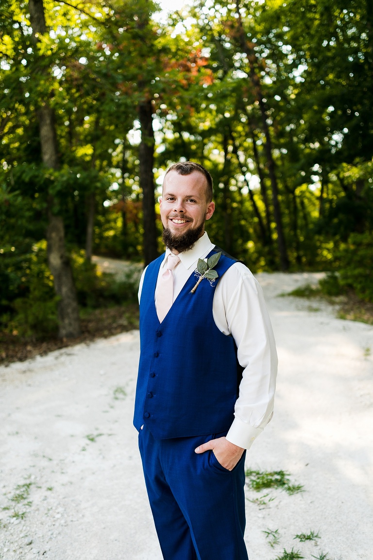 The White Owl Wedding Venue | The White Owl of Wright City | The White Owl of Warrenton | Outdoor Wedding Venue | Rustic Wedding Venue | Barn Wedding Venue | Country Wedding Venue | The White Owl Wedding Photographer | St Charles Wedding Photographer | Warrenton Missouri Wedding Photographer | Wright City Missouri Wedding Photographer | 
