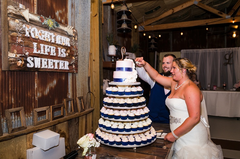 The White Owl Wedding Venue | The White Owl of Wright City | The White Owl of Warrenton | Outdoor Wedding Venue | Rustic Wedding Venue | Barn Wedding Venue | Country Wedding Venue | The White Owl Wedding Photographer | St Charles Wedding Photographer | Warrenton Missouri Wedding Photographer | Wright City Missouri Wedding Photographer | 