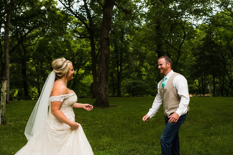 Warrenton Missouri Wedding | Warrenton Missouri Wedding Photographer | St Charles Wedding Photographer | Hometown Wedding | Country Wedding | Rustic Wedding | 