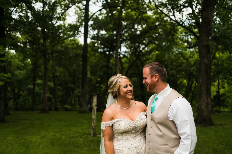 Warrenton Missouri Wedding | Warrenton Missouri Wedding Photographer | St Charles Wedding Photographer | Hometown Wedding | Country Wedding | Rustic Wedding | 