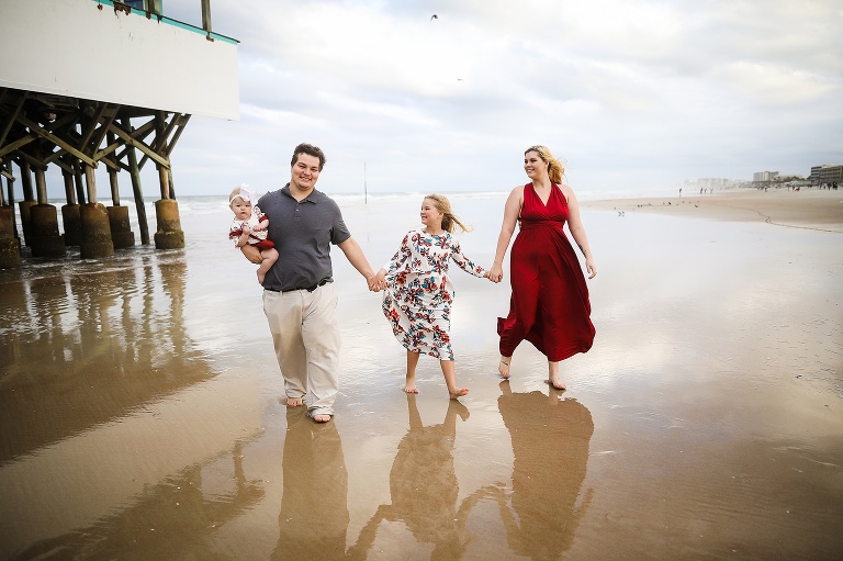 Daytona Beach Main Street Pier | Daytona Beach Main Street Pier photographer | Daytona Beach Main Street Pier Family Session | Daytona Beach Main Street Pier family of four | St Charles Photographer | St Charles Family Photographer | St Charles Wedding Photographer | Travel Photographer | Destination Photographer | Beach Family Session | Beach Family Session Photographer | Beach Family Session family of Four | 