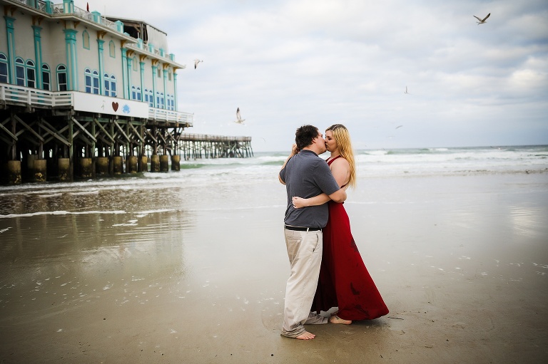 Daytona Beach Main Street Pier | Daytona Beach Main Street Pier photographer | Daytona Beach Main Street Pier Family Session | Daytona Beach Main Street Pier family of four | St Charles Photographer | St Charles Family Photographer | St Charles Wedding Photographer | Travel Photographer | Destination Photographer | Beach Family Session | Beach Family Session Photographer | Beach Family Session family of Four | 