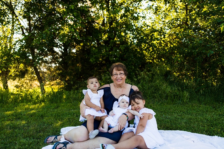 Towne Park Wentzville Mo | Towne Park Photographer | St Charles Extended Family Photographer | St Charles Photographer | Warrenton Mo Extended Family Photographer | Warrenton Mo Photographer | Wright City Mo Extended Family Photographer | Wright City Mo Photographer | St Louis Extended Family Photographer | St Louis Photographer | Missouri Extended Family Photographer | Missouri Photographer | Family of 17 | Grandparents | Great Grandparents | GrandKids | Great Grandkids | Outdoor Family Session | Summer Session | Field Photography | Town Park Extended Family Session |