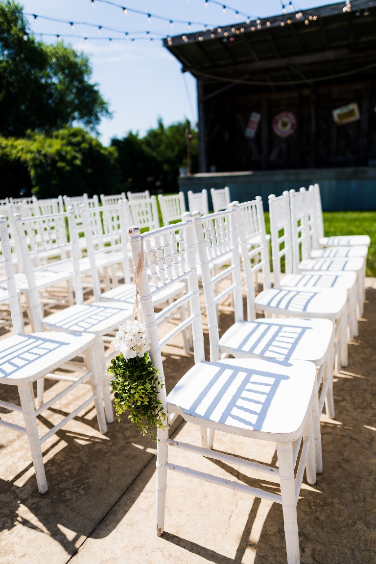 St Charles Photographer | St Charles Photographer | Warrenton Mo Photographer | Warrenton Mo Photographer | Wright City Mo Photographer | Wright City Mo Photographer | St Louis Photographer | St Louis Photographer | Missouri Photographer | Missouri Photographer |  Barn Wedding | Barn Wedding Ceremony | Barn Wedding Reception | Red Barn wedding | Red Barn Wedding Ceremony | Missouri Barn Wedding Venue | Winery Wedding | Missouri winery | 