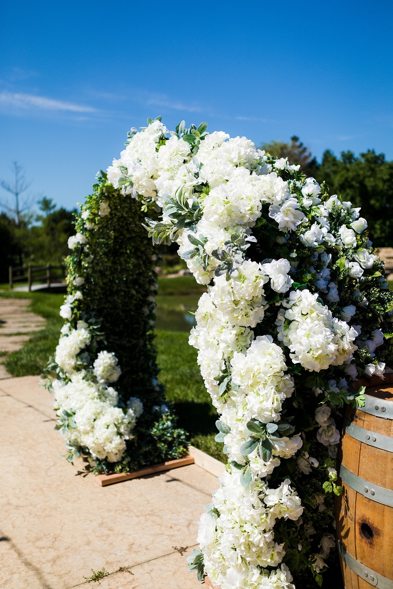 St Charles Photographer | St Charles Photographer | Warrenton Mo Photographer | Warrenton Mo Photographer | Wright City Mo Photographer | Wright City Mo Photographer | St Louis Photographer | St Louis Photographer | Missouri Photographer | Missouri Photographer |  Barn Wedding | Barn Wedding Ceremony | Barn Wedding Reception | Red Barn wedding | Red Barn Wedding Ceremony | Missouri Barn Wedding Venue | Winery Wedding | Missouri winery | 
