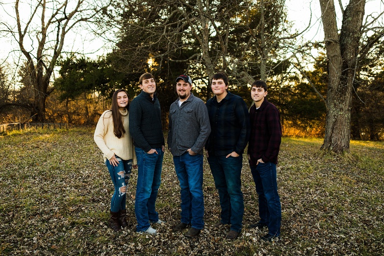 St Charles Photographer | St Charles Photographer | Warrenton Mo Photographer | Warrenton Mo Photographer | Wright City Mo Photographer | Wright City Mo Photographer | St Louis Photographer | St Louis Photographer | Missouri Photographer | Missouri Photographer |  Warrenton Mo Family Photographer |   Warrenton Mo Family Photo Shoot |   Warrenton Mo Family Photo Session | Fall Family Photographer | Fall Family Photo Shoot | Fall Family Session | Large Family Session | Family Session with older Kids | Family of 7 | Family of 7 with Adult Children |
