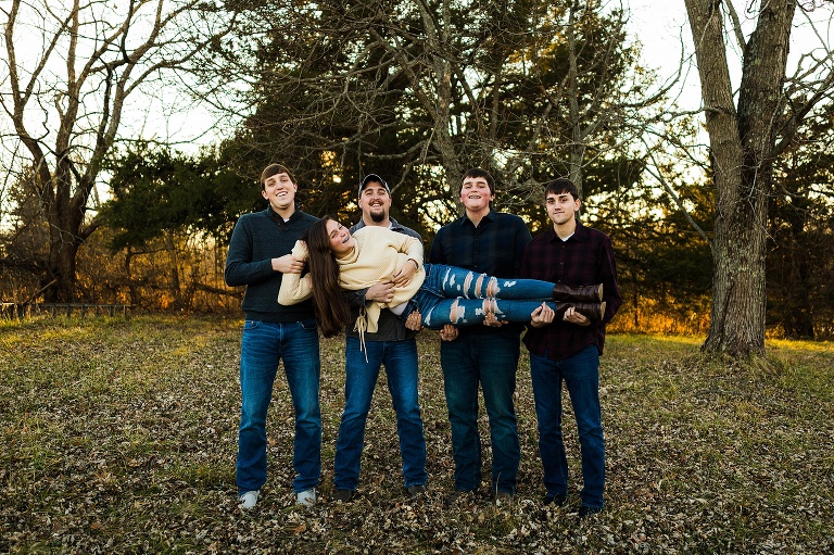 St Charles Photographer | St Charles Photographer | Warrenton Mo Photographer | Warrenton Mo Photographer | Wright City Mo Photographer | Wright City Mo Photographer | St Louis Photographer | St Louis Photographer | Missouri Photographer | Missouri Photographer |  Warrenton Mo Family Photographer |   Warrenton Mo Family Photo Shoot |   Warrenton Mo Family Photo Session | Fall Family Photographer | Fall Family Photo Shoot | Fall Family Session | Large Family Session | Family Session with older Kids | Family of 7 | Family of 7 with Adult Children |
