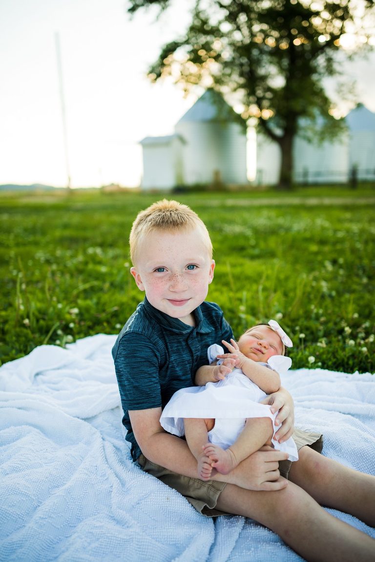 St Charles Photographer | St Charles Photographer | Warrenton Mo Photographer | Warrenton Mo Photographer | Wright City Mo Photographer | Wright City Mo Photographer | St Louis Photographer | St Louis Photographer | Missouri Photographer | Missouri Photographer | Warrenton Mo Family Photographer | Warrenton Mo Family Photo Shoot | Warrenton Mo Spring Family Photo Session | Spring Family Photographer | Spring Family Photo Shoot | Outdoor Family Newborn Session |  Outdoor Family Newborn photographer |  Outdoor Family Newborn  Photo Shoot |  Outdoor Family Newborn Farm Session | Farm photography | Farm  Outdoor Family Newborn Shoot | Farm Life | Farm NEwborn |
