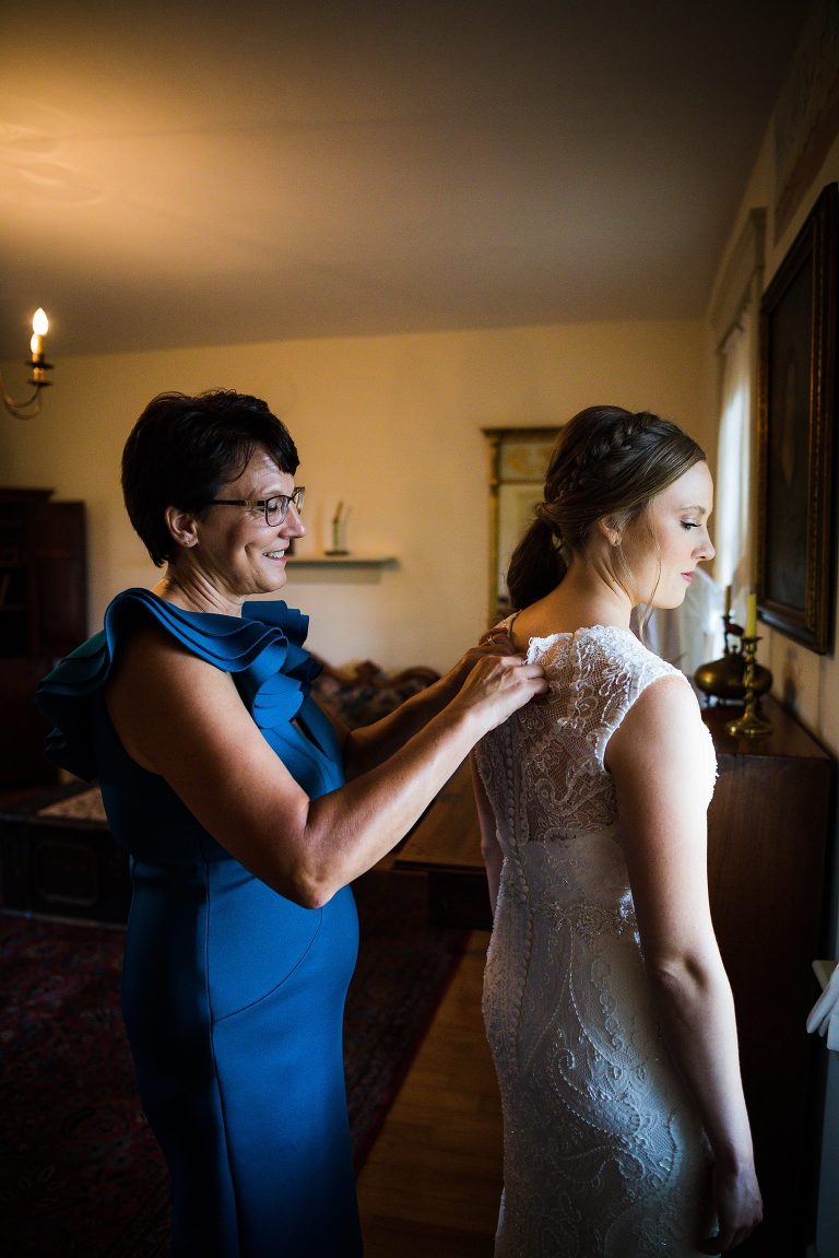 Boone Monument Village Wedding |  Missouri Wedding Photographer | St Charles Missouri Photographer | Warrenton Missouri Photographer | Wedding Photographer | Missouri Wedding Photographer |