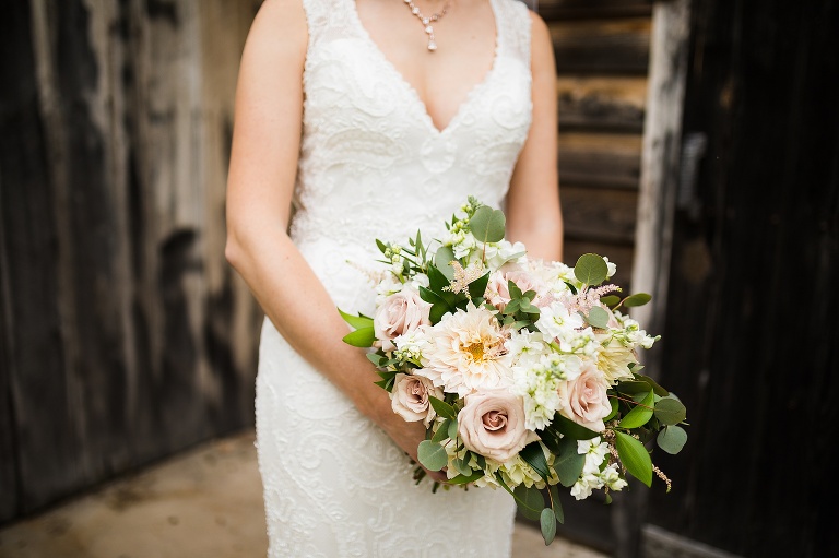 Boone Monument Village Wedding |  Missouri Wedding Photographer | St Charles Missouri Photographer | Warrenton Missouri Photographer | Wedding Photographer | Missouri Wedding Photographer |
