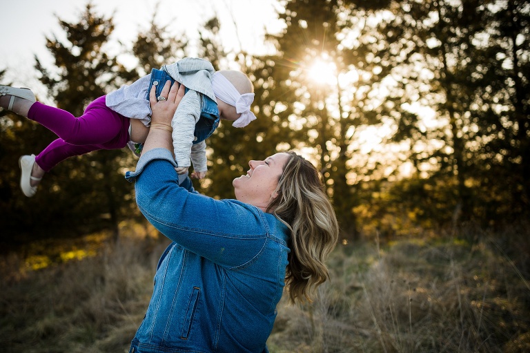 Towne Park Family Session | St Charles Photographer | Warrenton Missouri Photographer | Towne Park Photographer | Outdoor photographer | 