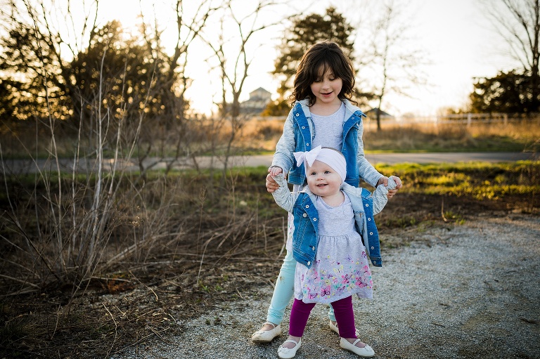 Towne Park Family Session | St Charles Photographer | Warrenton Missouri Photographer | Towne Park Photographer | Outdoor photographer | 