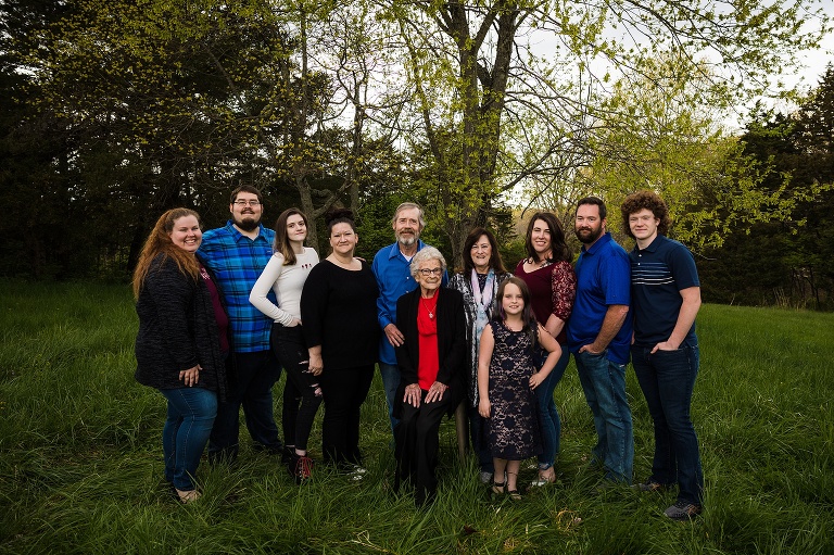 Warrenton Extended Family Photographer | Warrenton Missouri Photographer | St Charles Missouri Photographer | Outdoor Photographer | 