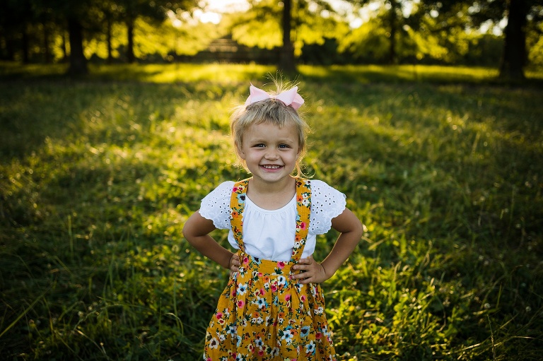 Montgomery City Family Photographer | St Charles Photographer | Warrenton Missouri Photographer | Outdoor Photographer |