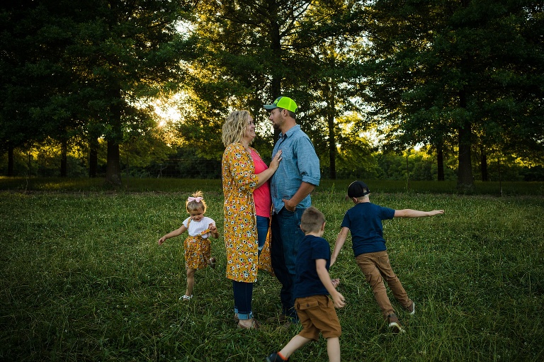 Montgomery City Family Photographer | St Charles Photographer | Warrenton Missouri Photographer | Outdoor Photographer |