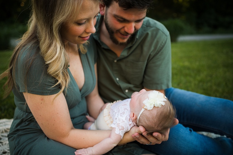 Lifestyle Newborn Session | St Charles Family Photographer | Warrenton Missouri Family Photographer | Newborn Photographer |