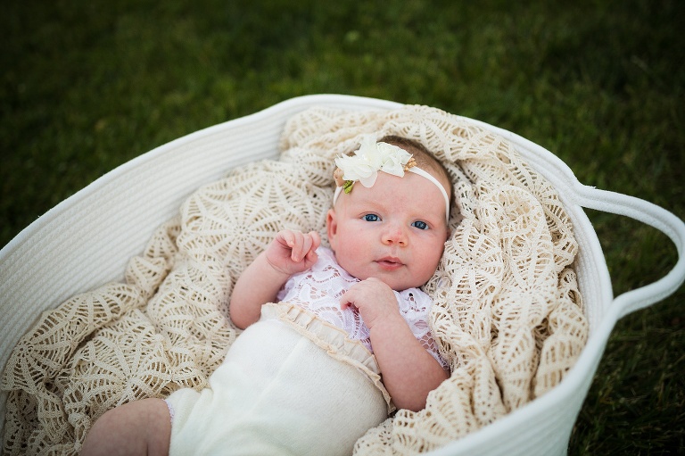 Lifestyle Newborn Session | St Charles Family Photographer | Warrenton Missouri Family Photographer | Newborn Photographer |