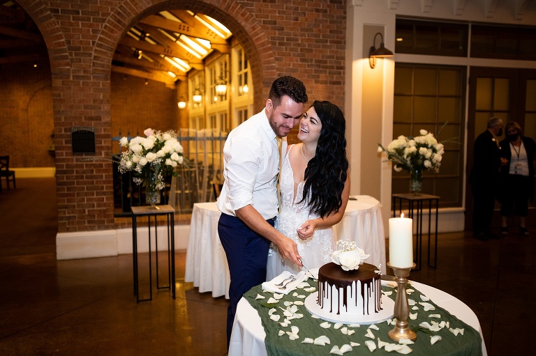 Ameristar Casino St Charles Wedding | Missouri Wedding Photographer | St Charles wedding photographer |