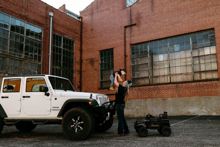 Jeep Mommy and Me Photo Shoot | St Charles |