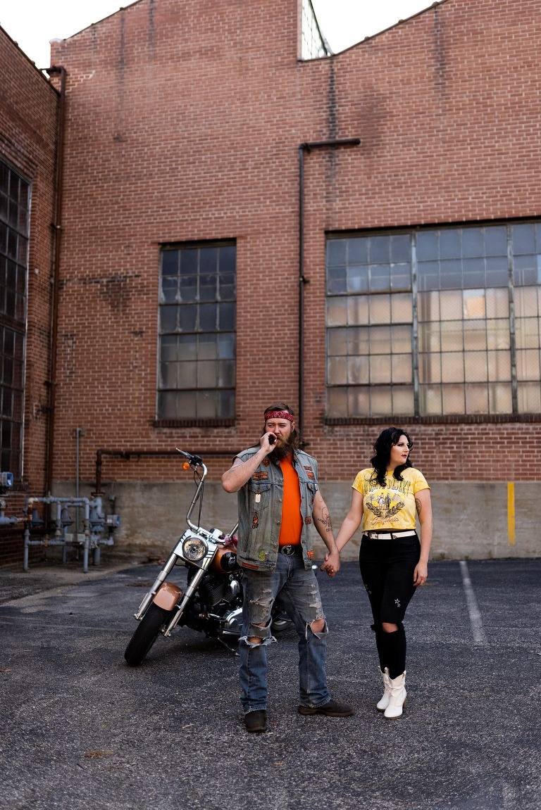 Sexy Motorcycle Photo Shoot | Steamy Couples photos | Missouri Photographer | Motorcycle Session