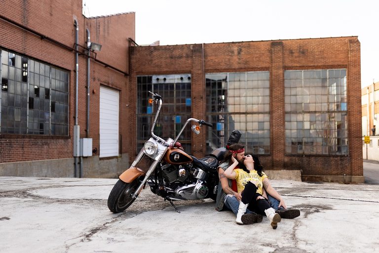 Sexy Motorcycle Photo Shoot | Steamy Couples photos | Missouri Photographer | Motorcycle Session