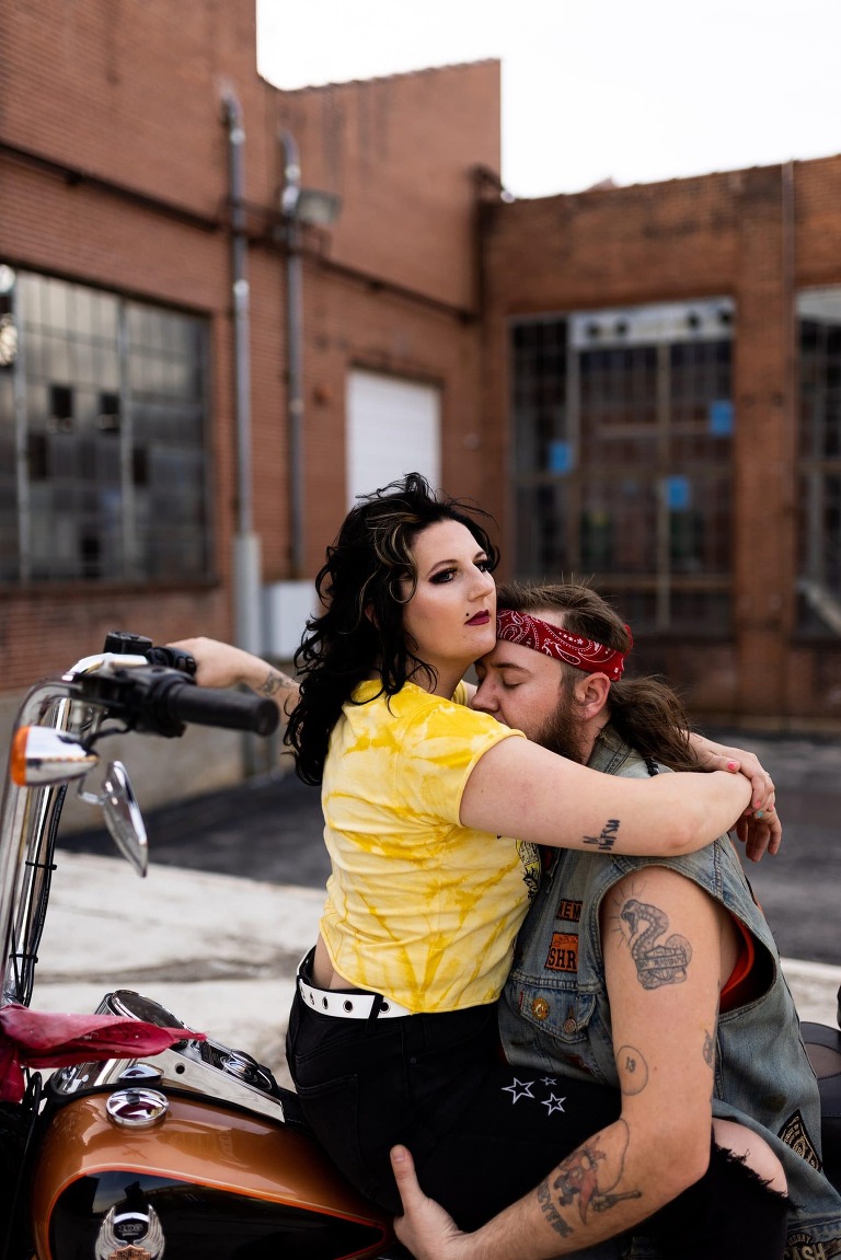 Sexy Motorcycle Photo Shoot | Steamy Couples photos | Missouri Photographer | Motorcycle Session