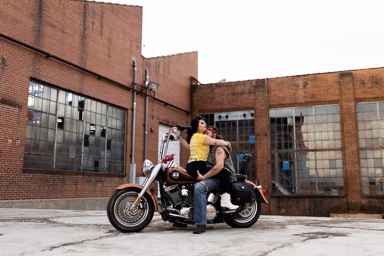 Sexy Motorcycle Photo Shoot | Steamy Couples photos | Missouri Photographer | Motorcycle Session