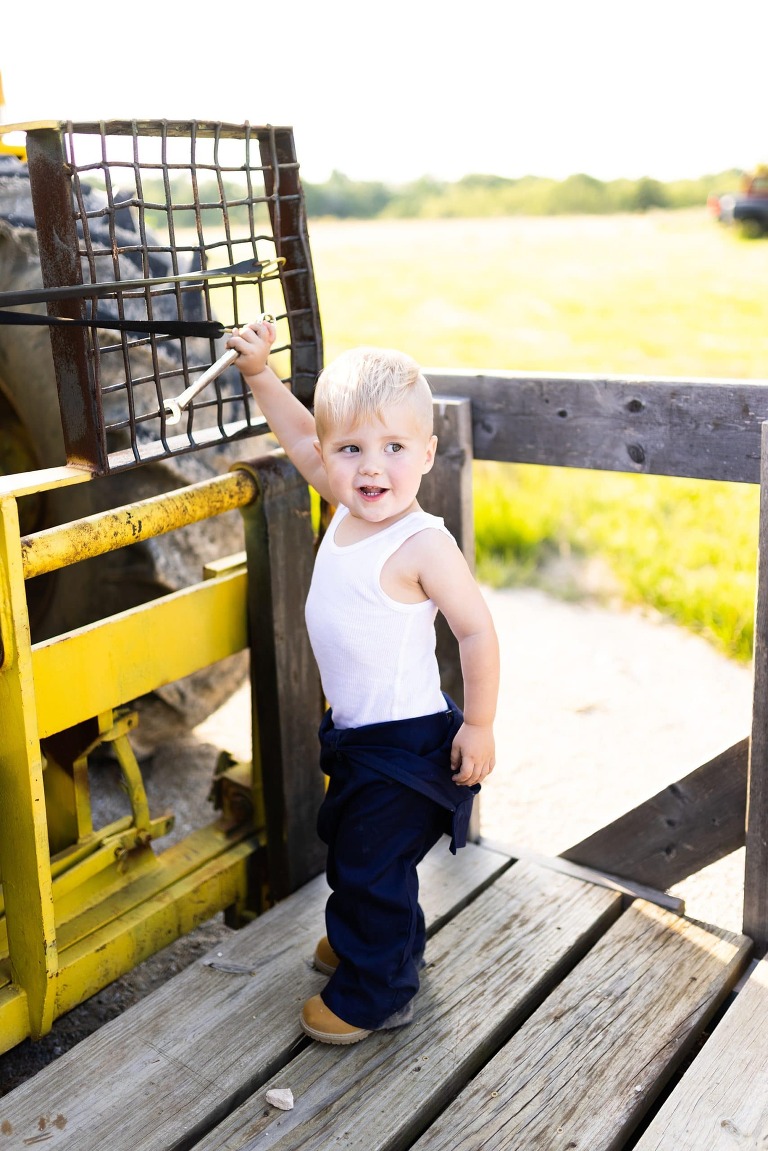 Mechanic Birthday Photo Shoot | Rebecca Chapman Photography | Missouri Photographer | Missouri Family Photographer | semi Truck Session | Little Mechanic |