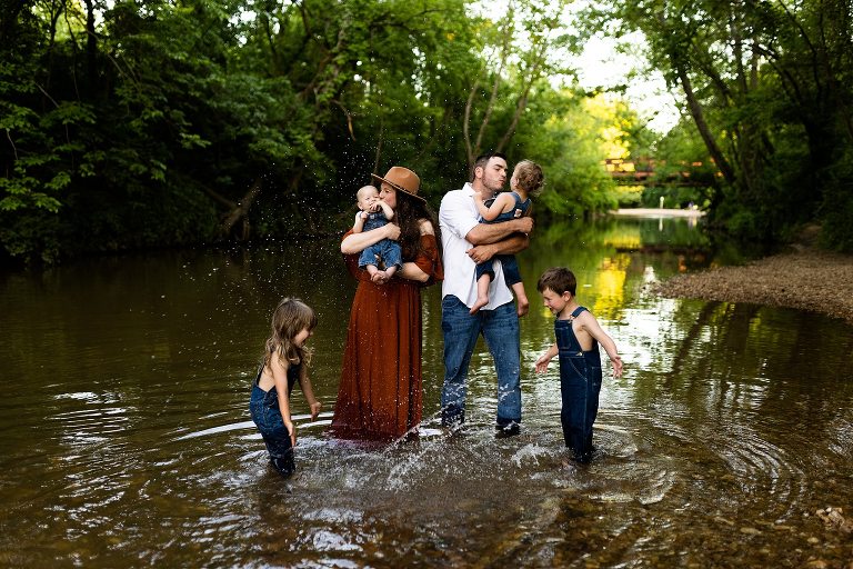 Creek Family Session | Indian Camp Creek Photographer | Missouri Family Photographer | Missouri Photographer | Family of 6 |