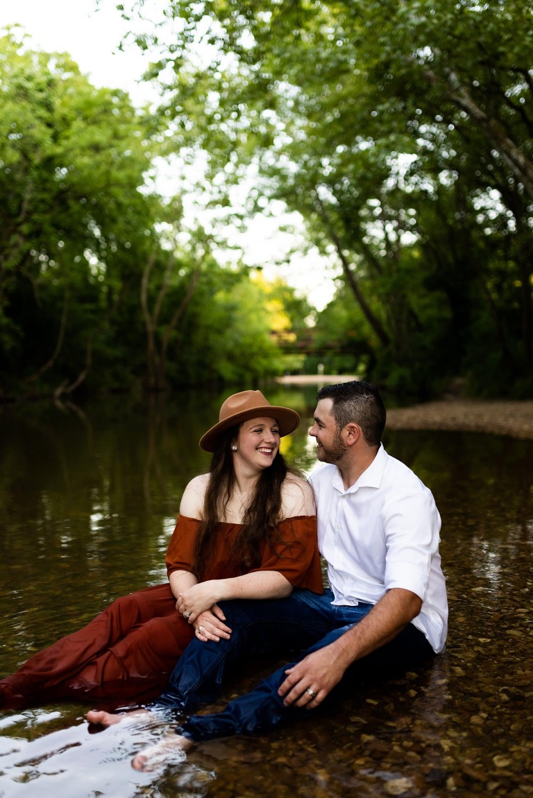 Creek Family Session | Indian Camp Creek Photographer | Missouri Family Photographer | Missouri Photographer | Family of 6 |