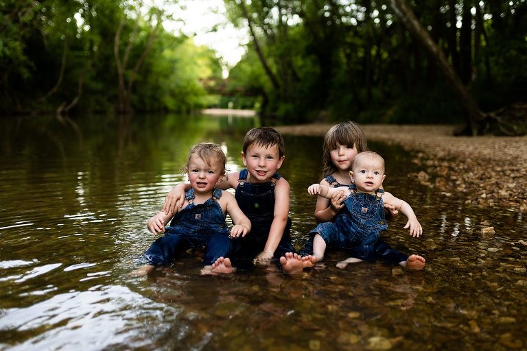 Creek Family Session | Indian Camp Creek Photographer | Missouri Family Photographer | Missouri Photographer | Family of 6 |