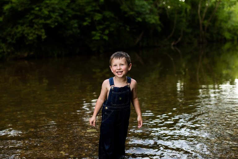Creek Family Session | Indian Camp Creek Photographer | Missouri Family Photographer | Missouri Photographer | Family of 6 |
