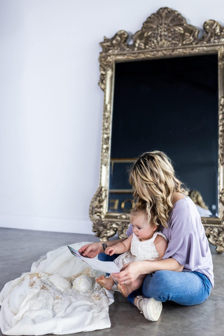 Just like Mommy | Wedding Dress Mini | Missouri Photographer | Wedding Dress Photo Shoot |