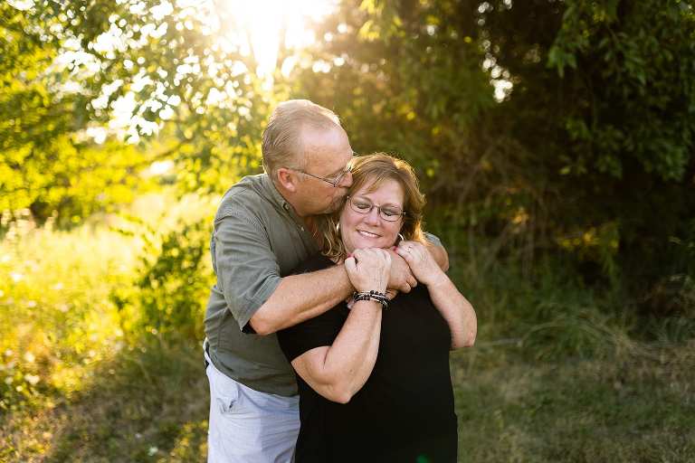Towne Park Engagement Photographer | Towne Park Photographer | Outdoor Photographer | Wedding photographer | missouri Wedding photographer | Rebecca Chapman Photography |
