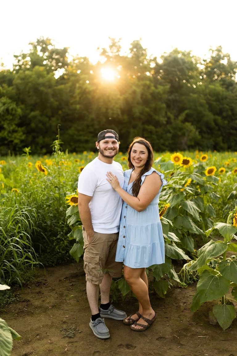 Sunflower Photo Shoot | Rebecca Chapman Photography | Outdoor Photographer | Sunflowers | Sunflower Photographer | Sunflower photos | Sunflower field | Sunflower Field Photo Shoot