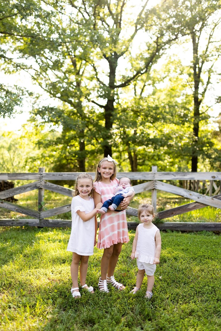 Grandkids Photo Shoot | Outdoor Photographer | Missouri Family Photographer | Four Grandkids | Grandparent photo shoot |