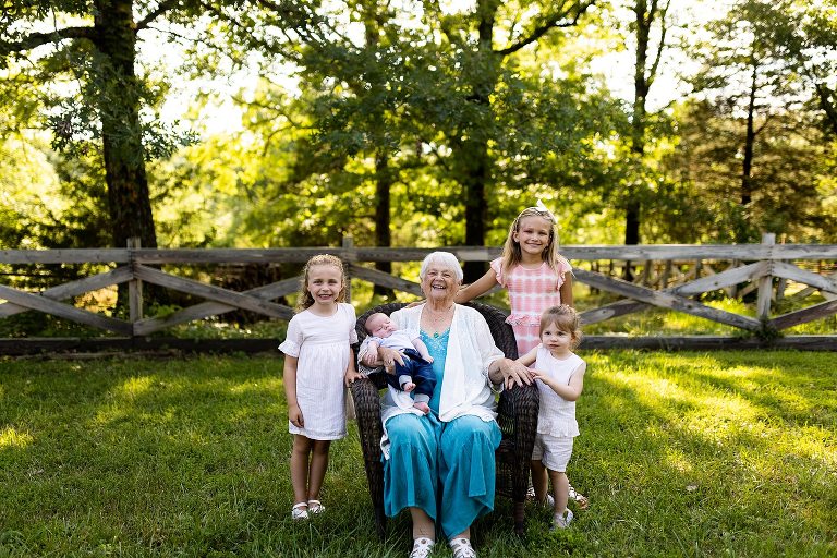 Grandkids Photo Shoot | Outdoor Photographer | Missouri Family Photographer | Four Grandkids | Grandparent photo shoot |